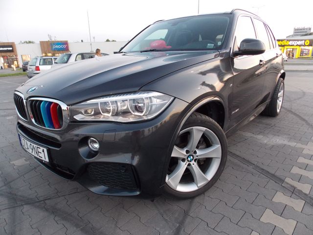 BMW X5 xDrive50i - M HUD Keyless Komfort sitze Voll
