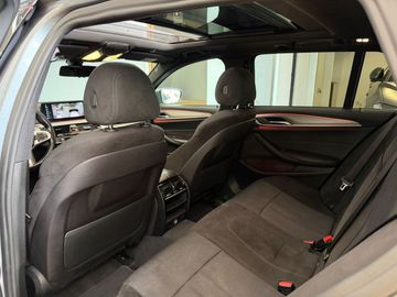 BMW 520 - 11