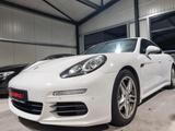Porsche Panamera Diesel - Porsche Panamera: Weiß