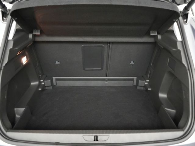 Grandland ULTIMATE AT+LED MATRIX+NAVI+360 GRAD K