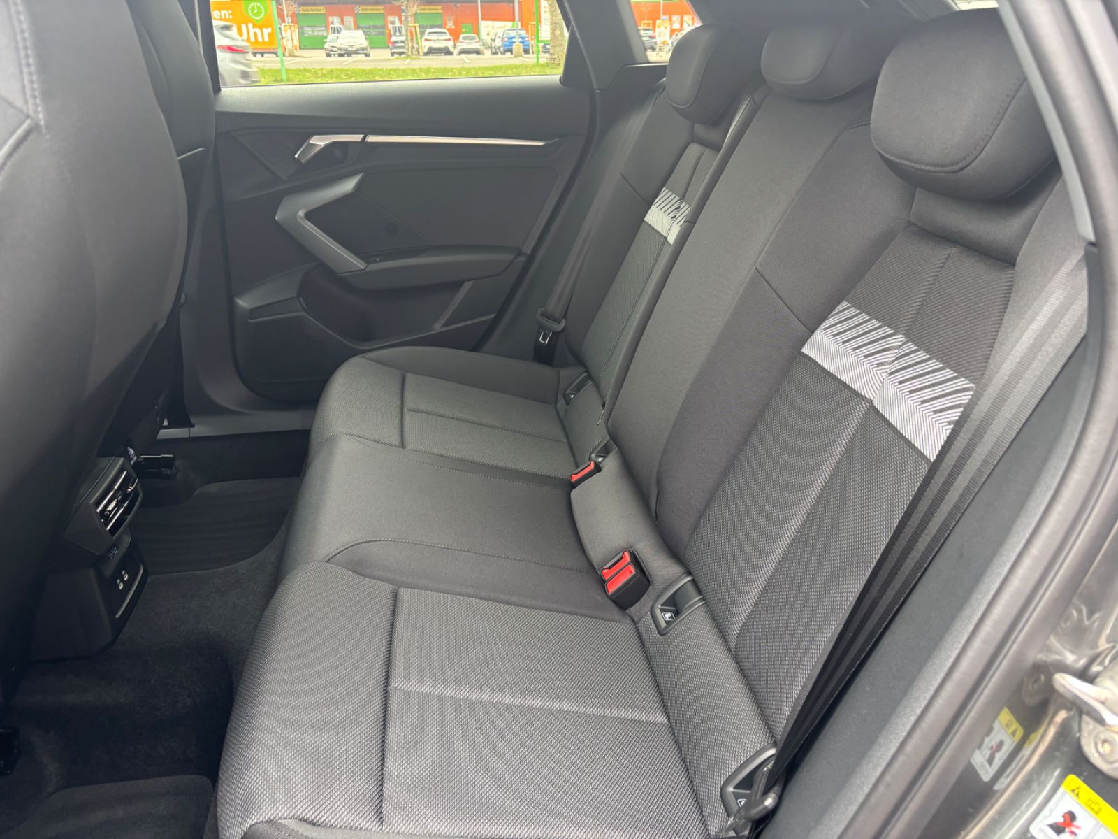 Fahrzeugabbildung Audi A3 Sportback 35TFSI S line ACC SHZ