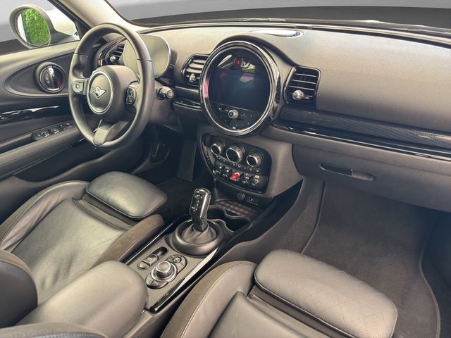 Fahrzeugabbildung MINI Cooper D Clubman Classic Trim LED+Leder+Sportsit