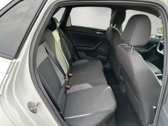 Fahrzeugabbildung Volkswagen Polo 1.5TSI DSG Highline R-Line ACC+NAVI+++