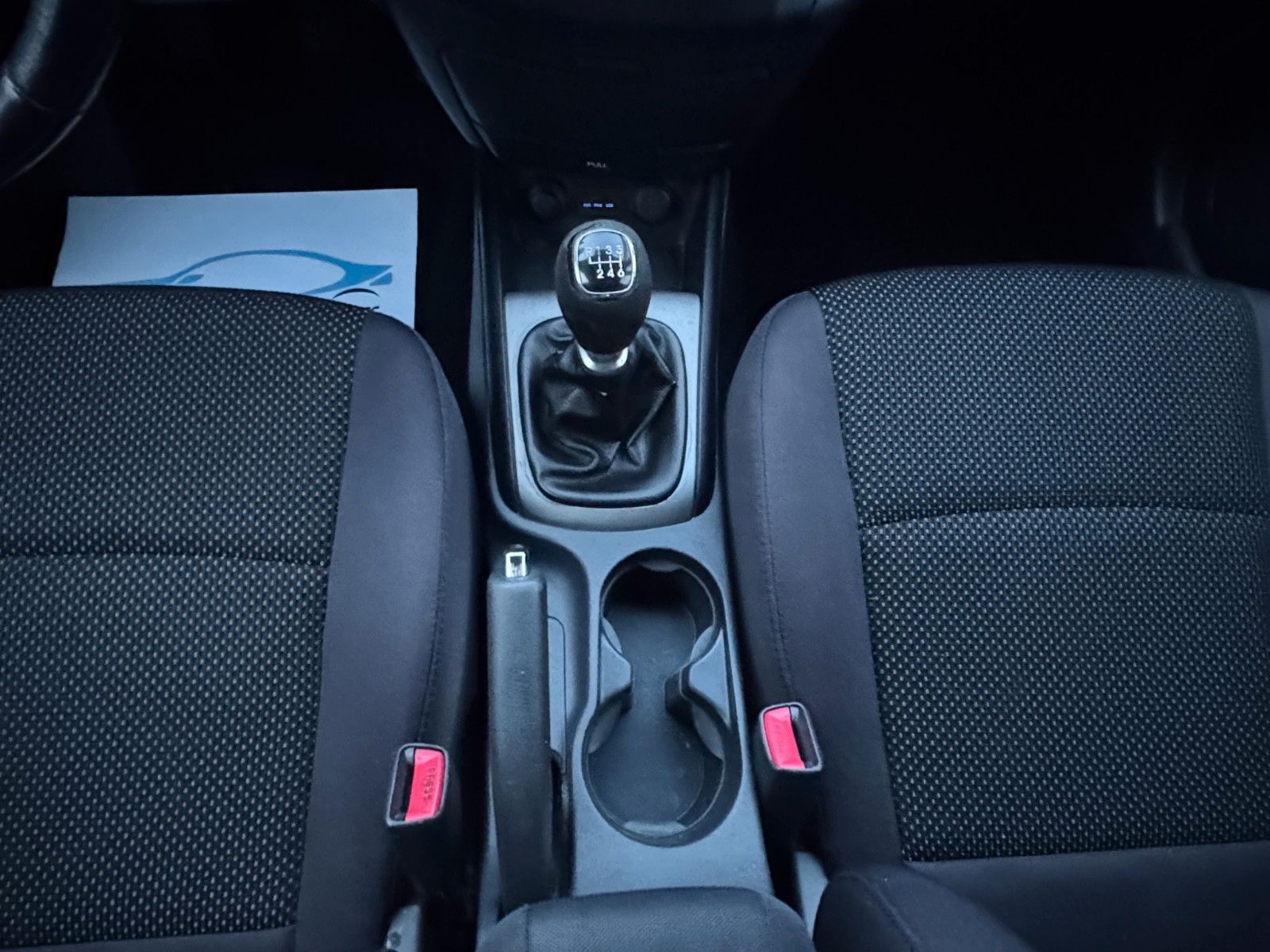 Fahrzeugabbildung Hyundai i30 CW 1.6 CRDi 66 kW Edition20