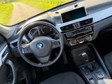 BMW X1 sDrive18i Advantage * 8-fach bereift * Navi - BMW X1: 1.8