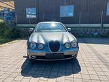 Jaguar S-Type 4.2 V8 - Jaguar S-Type: 4.2