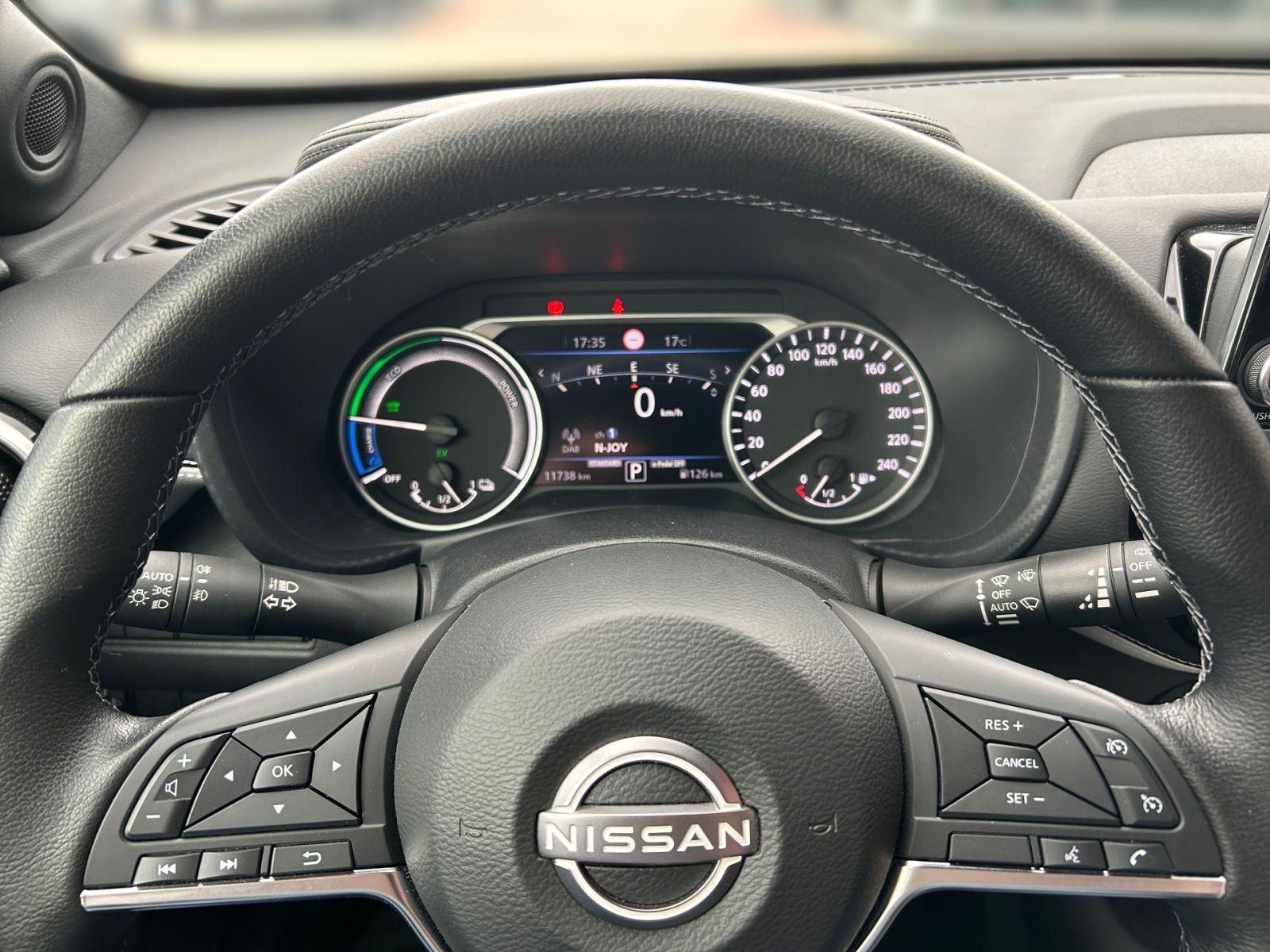 Fahrzeugabbildung Nissan Juke Premiere Edition Hybrid