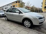 Ford Focus TÜV 04/28 Titanium 1,6 - Ford Focus aus 2006: Titanium