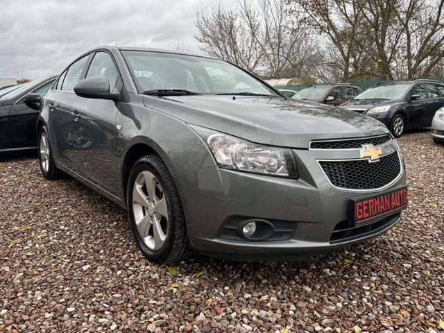 Chevrolet Cruze LTZ 2.0 Automatik Scheckheftgepflegt