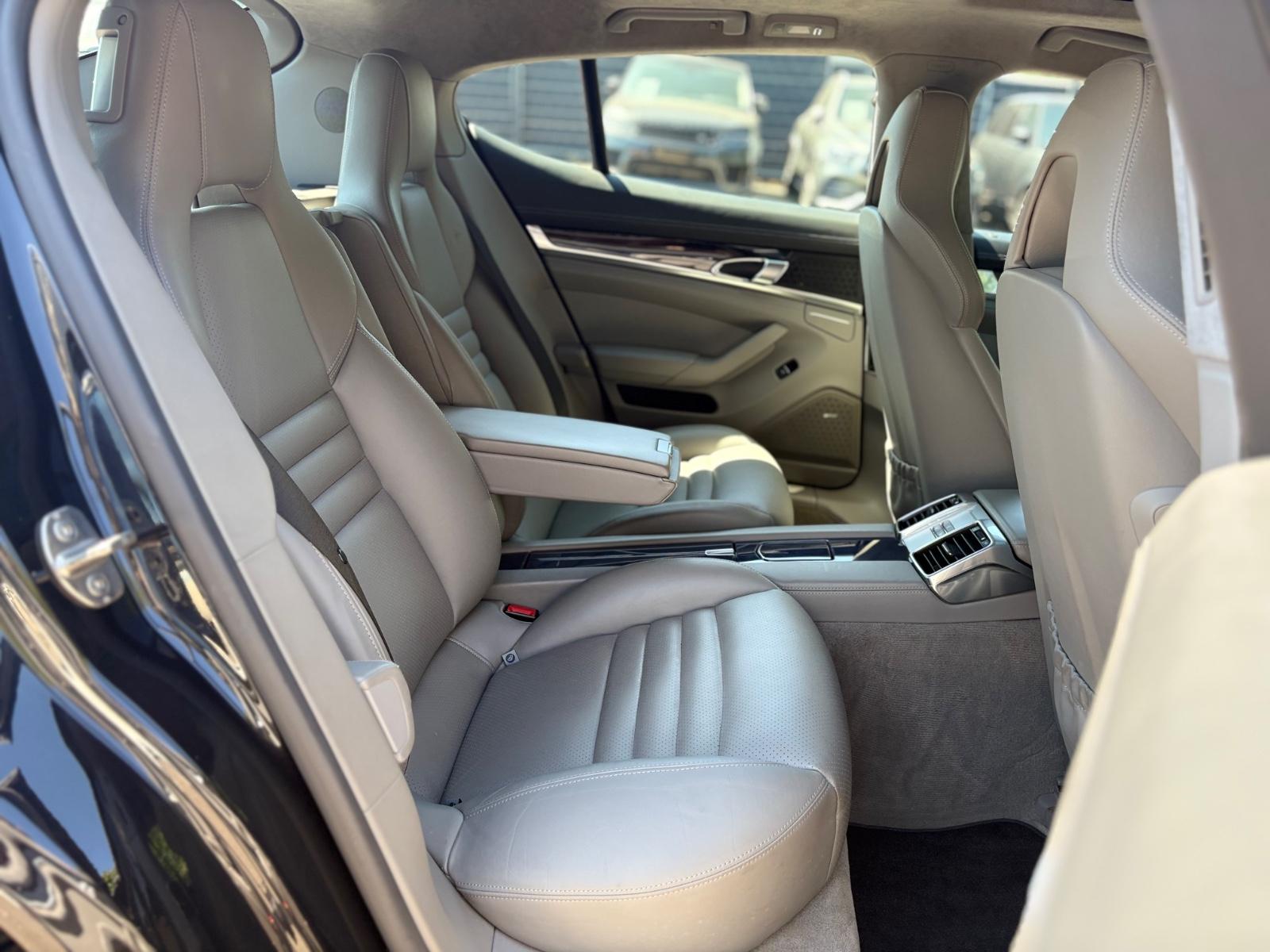 Porsche PANAMERA GTS*BOSE*SCHIEBEDACH*CHRONO*SPORTABGAS*