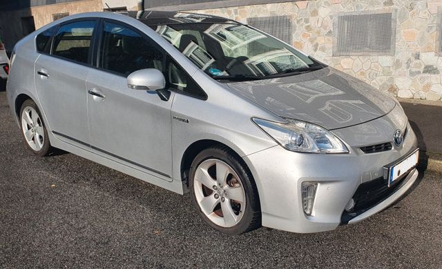 Toyota Prius 1.8/Hybrid/Unfallfrei/Automatik/Navi/Kam