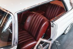 Fahrzeugabbildung Mercedes-Benz 280SE/C/8 2.8 Coupé *FLACHKÜHLER/SCHALTER *