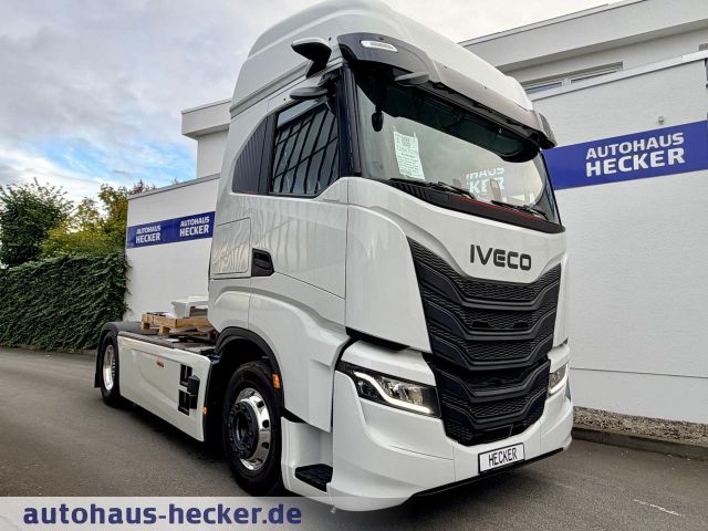 Iveco S-Way AS440S50T/FP MY26
