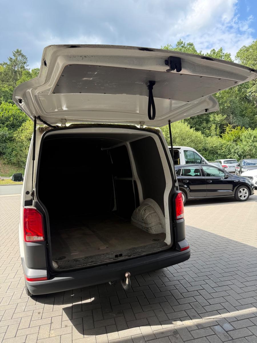 Volkswagen T6.1 Transporter 4MOTION *DSG *3Sitze *APP *AHK