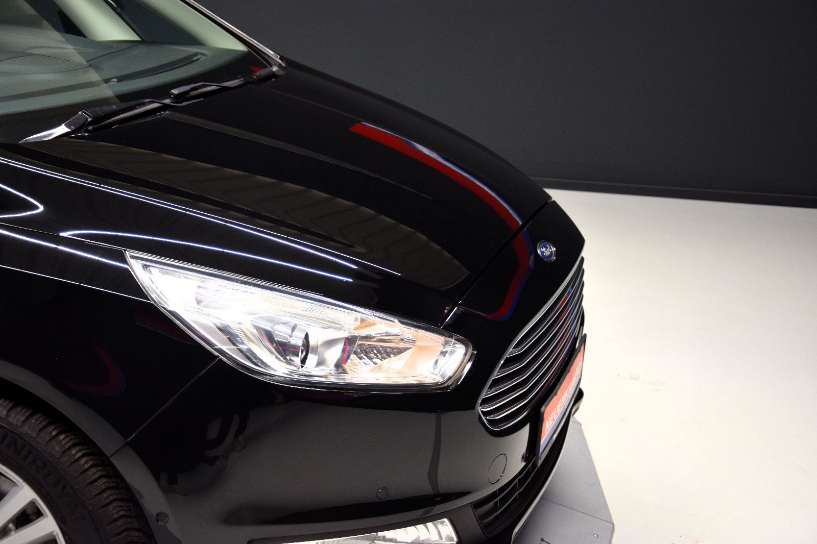 Fahrzeugabbildung Ford Galaxy PDC Kamera Automatik Tempomat