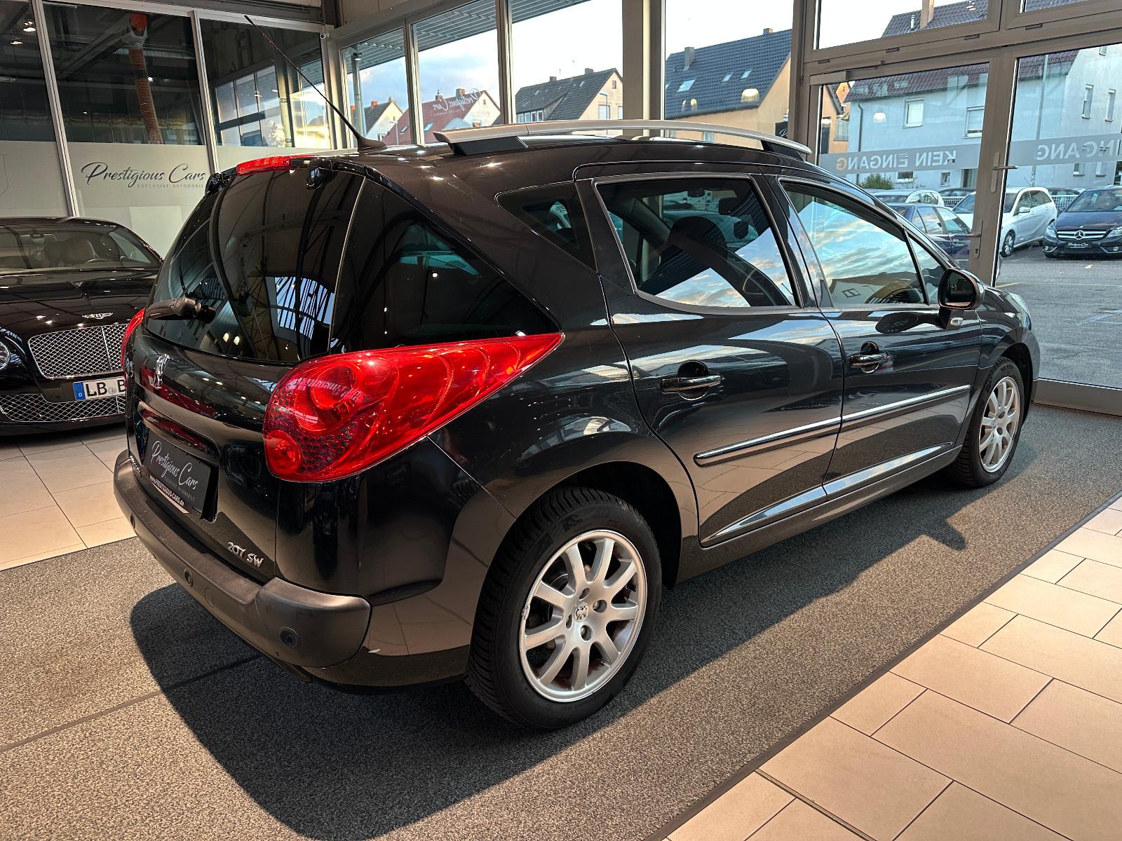 Peugeot 207 2010 — photo 8