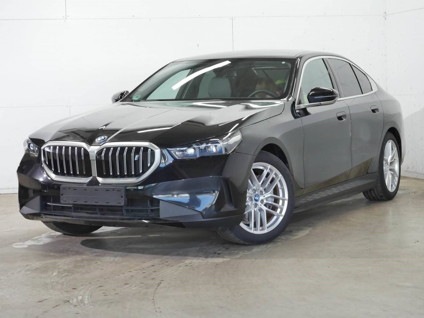 BMW i5 - Bild 1