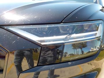 Audi Q8 - 11