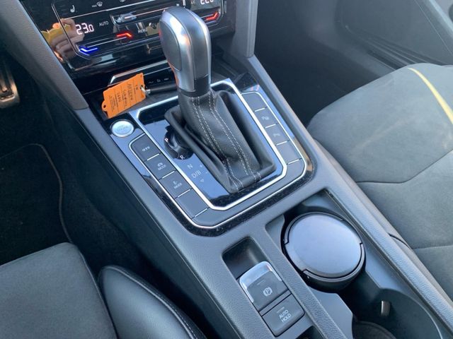 Arteon eHybrid 1.4 TSI R-Line AHK Navi digitales