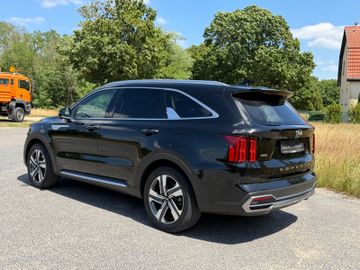 KIA Sorento - 4