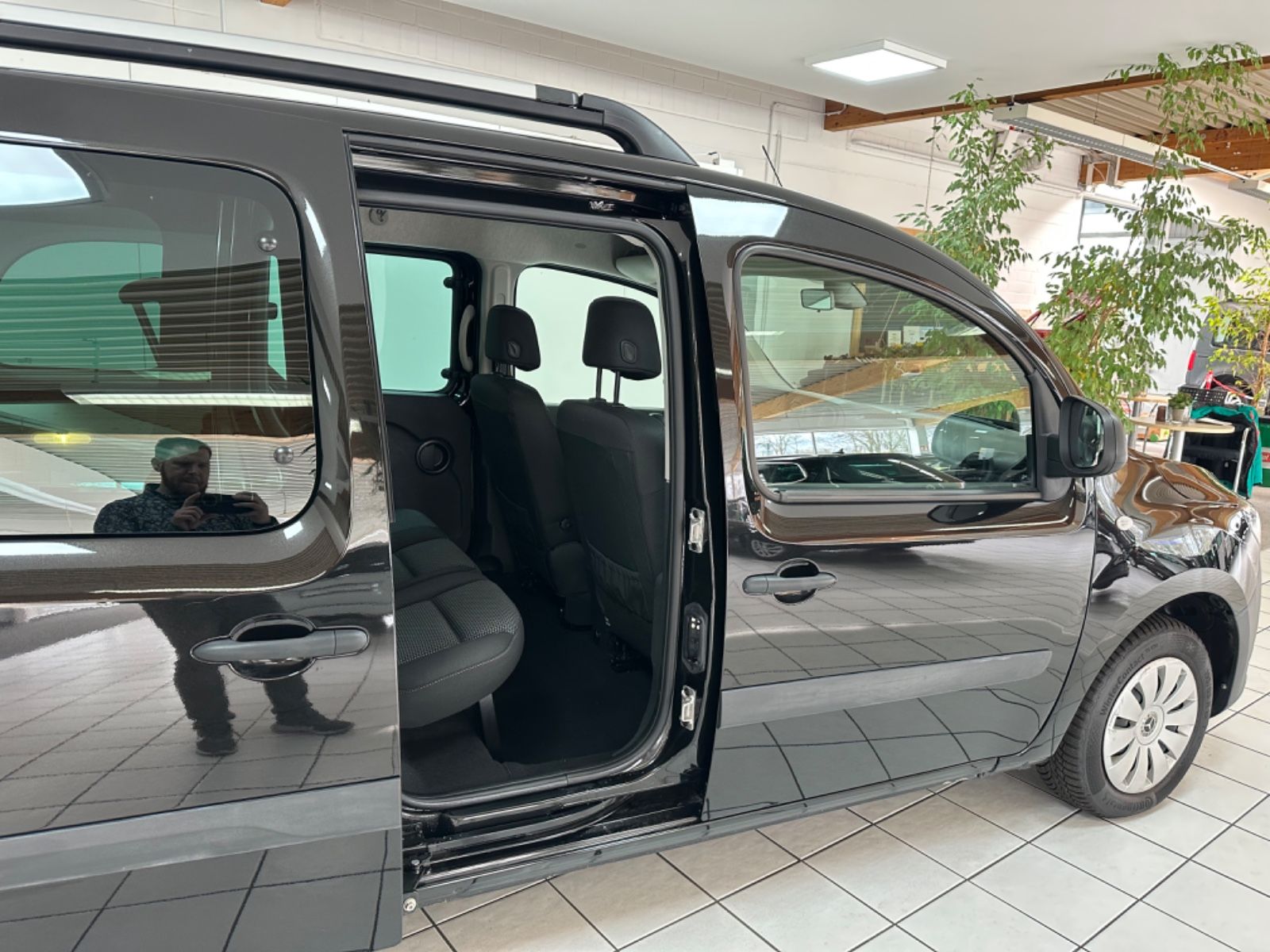 Fahrzeugabbildung Mercedes-Benz Citan Kombi 109 CDI lang Tourer