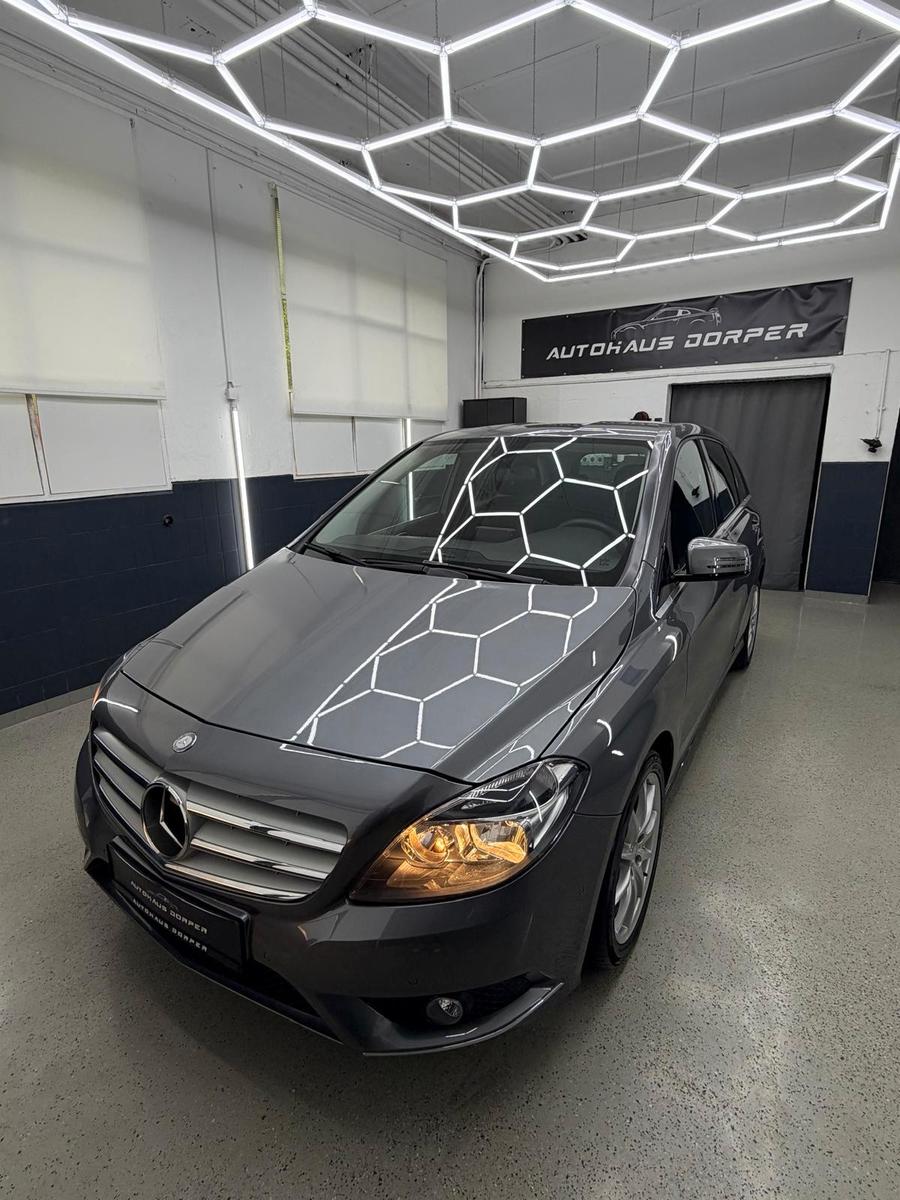Mercedes-Benz B 180 AUTOMATIK ACC PDC SHZ MFL BT 17" ALU