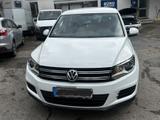 Volkswagen Tiguan Trend & Fun BMT - Volkswagen Tiguan mit Benzin-Antrieb: Kombi