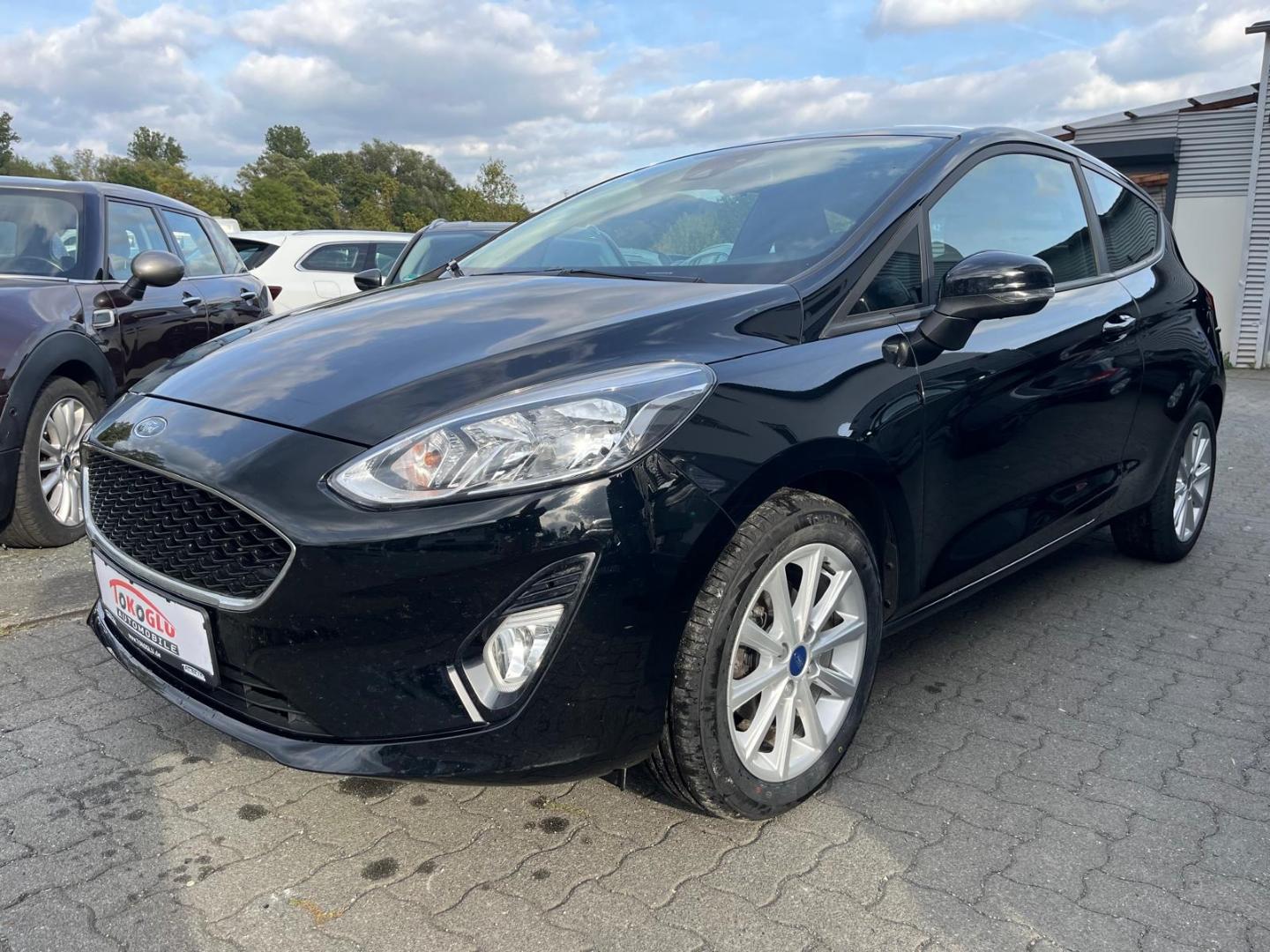 Ford Fiesta Cool & Connect Apple CarPlay Android Auto