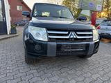 Mitsubishi Pajero 3,2 DI-D 4WD Inform - gebrauchte Mitsubishi Pajero aus dem Jahr 2010