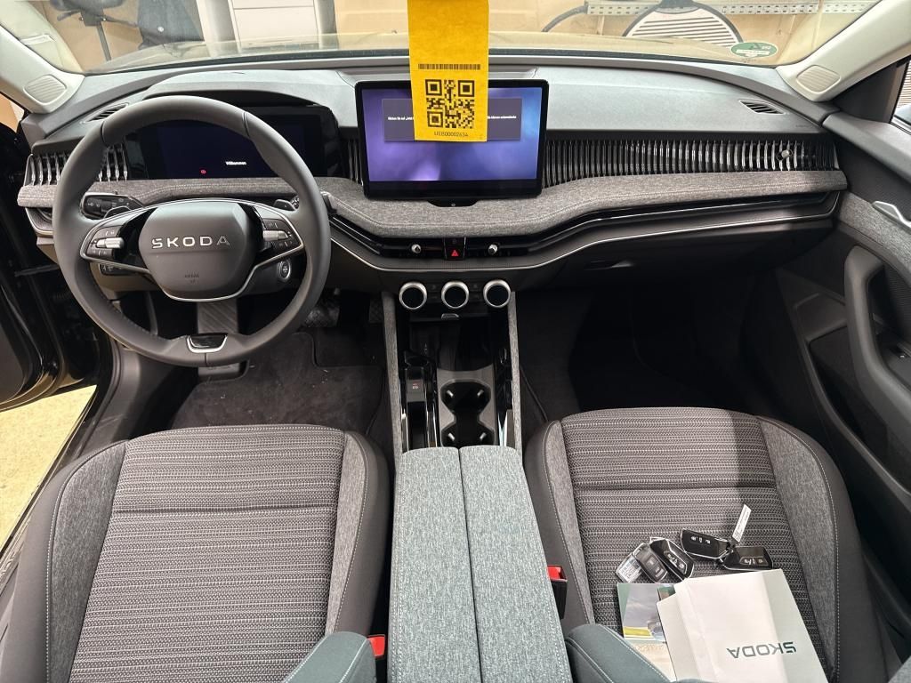 Fahrzeugabbildung SKODA Superb Selection 2.0 FSI | LED AHK RFK ACC