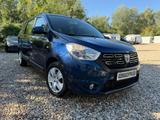 Dacia Lodgy Laureate/NAVI/KAMERA/SHZ/TEMPOMAT/PDC/BT/ - Dacia Lodgy Laureate