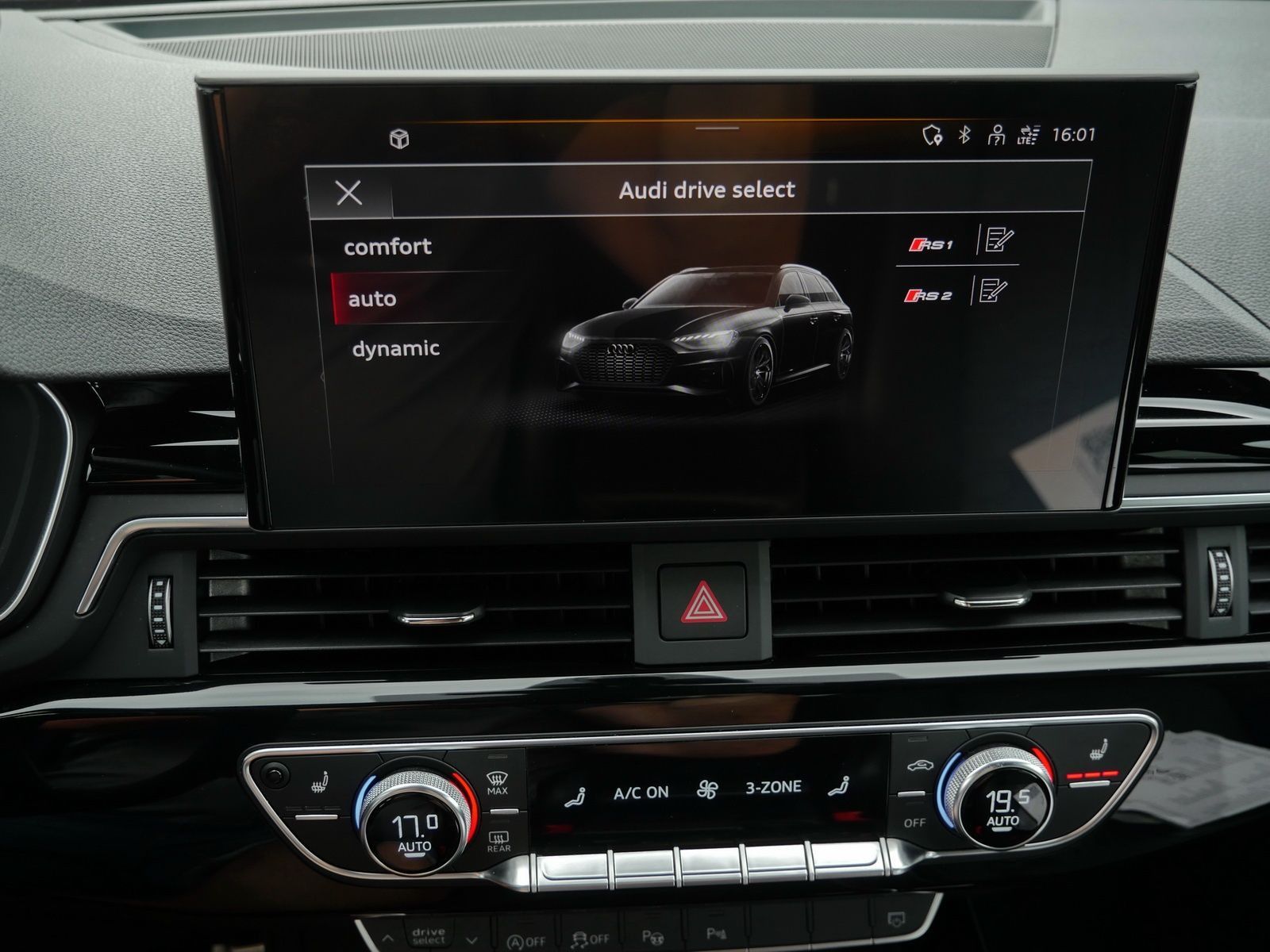 Audi RS4 - Bild 21