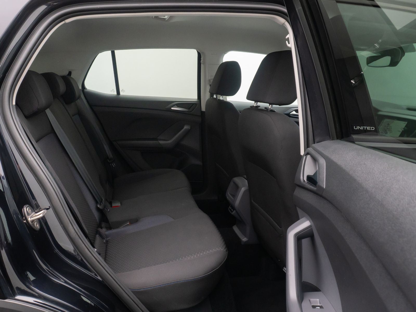 Fahrzeugabbildung Volkswagen T-Cross United ACC FahrAssist DAB Navi ParkAssis