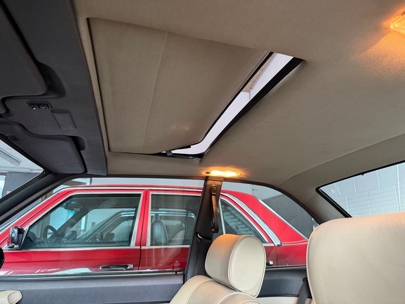 Fahrzeugabbildung BMW 635 CSI, Top-Zustand mit Klima u. Schiebedach