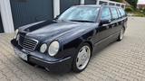 Mercedes-Benz E 430 T AVANTGARDE LEDER 18"AMG - Mercedes-Benz E 430 mit Benzin-Antrieb