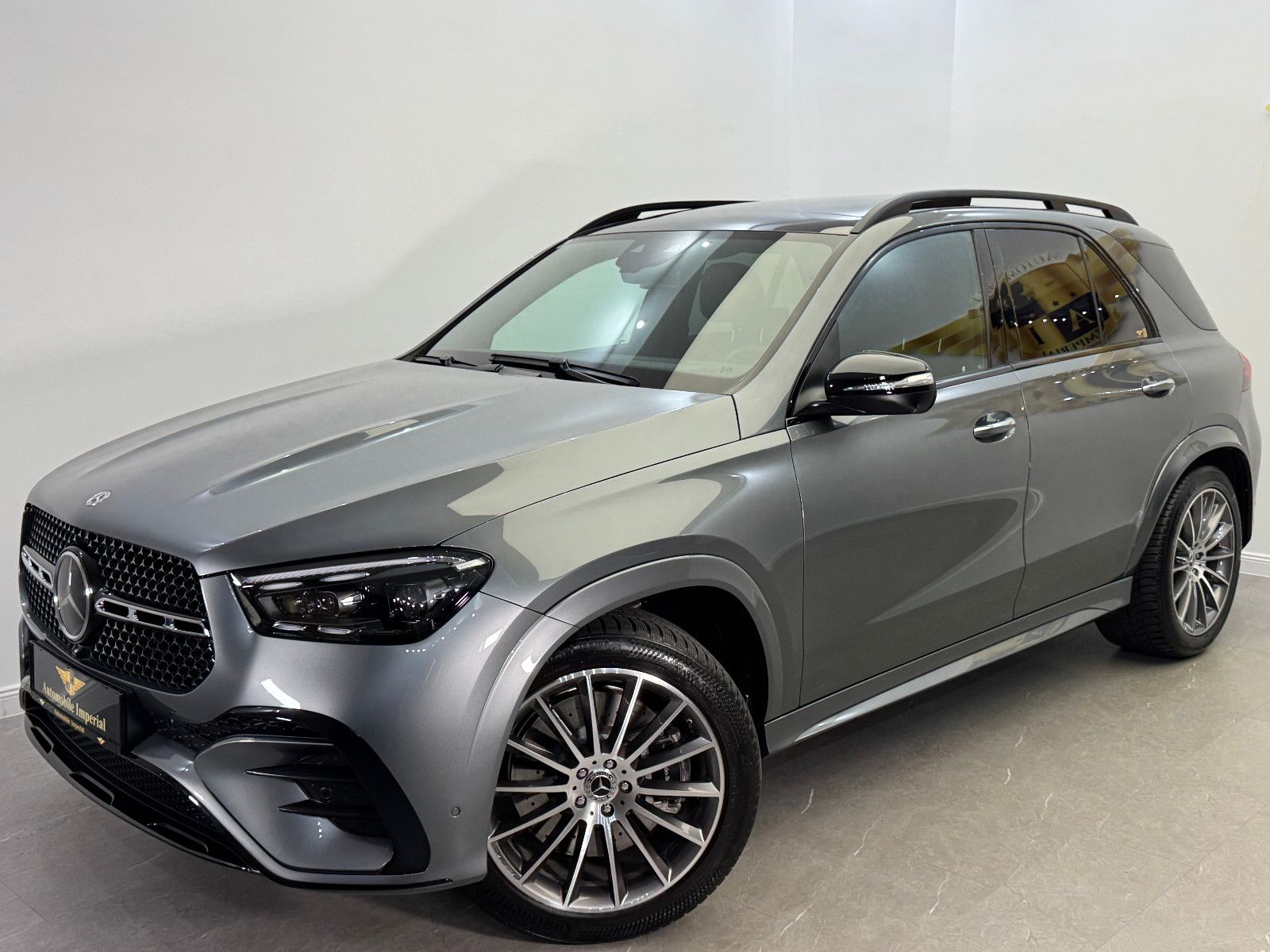 Mercedes-Benz 450d 4MATIC Aut. // AMG LINE // FACELIFT // 1.BE imagem 2