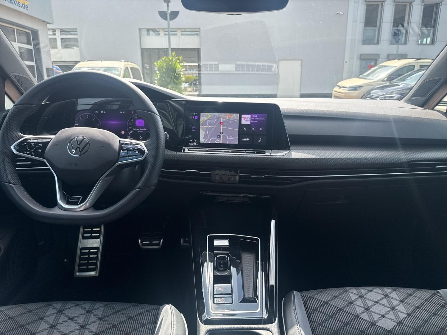 Volkswagen Golf VIII R-Line -Line 2,0 TDI DSG Led-Plus Kame, миниатюра 9