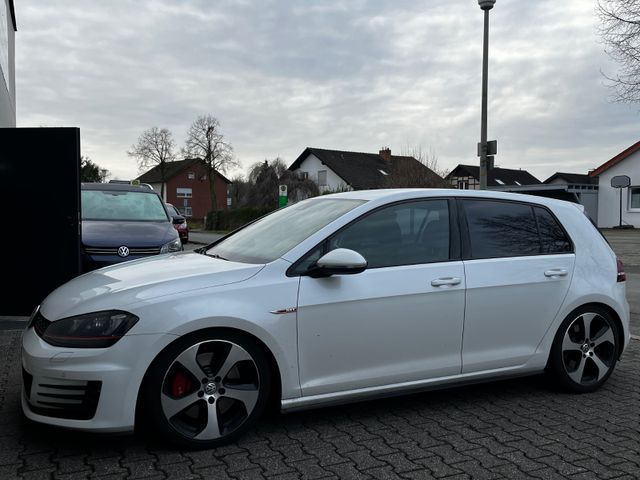 Volkswagen Golf VII Lim. GTI Performance Standhzg/ DynAudio