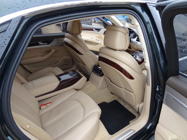 Fahrzeugabbildung Audi A8 4.2 TDI quattro Lang/Leder/Navi/GSD/Kam/