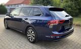 Volkswagen Golf VIII Variant Life Business Premium-Paket