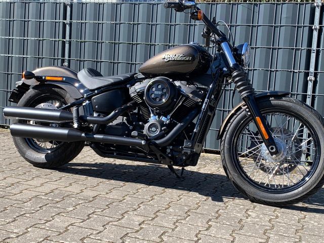 Harley-Davidson Street Bob 107