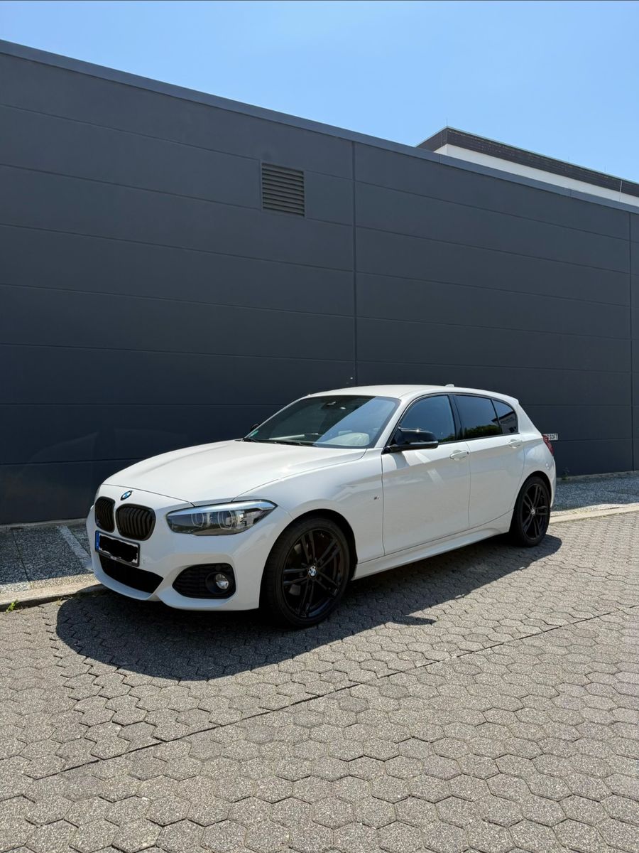 BMW 120i Edition M Sport Shadow A Edition M Spor...