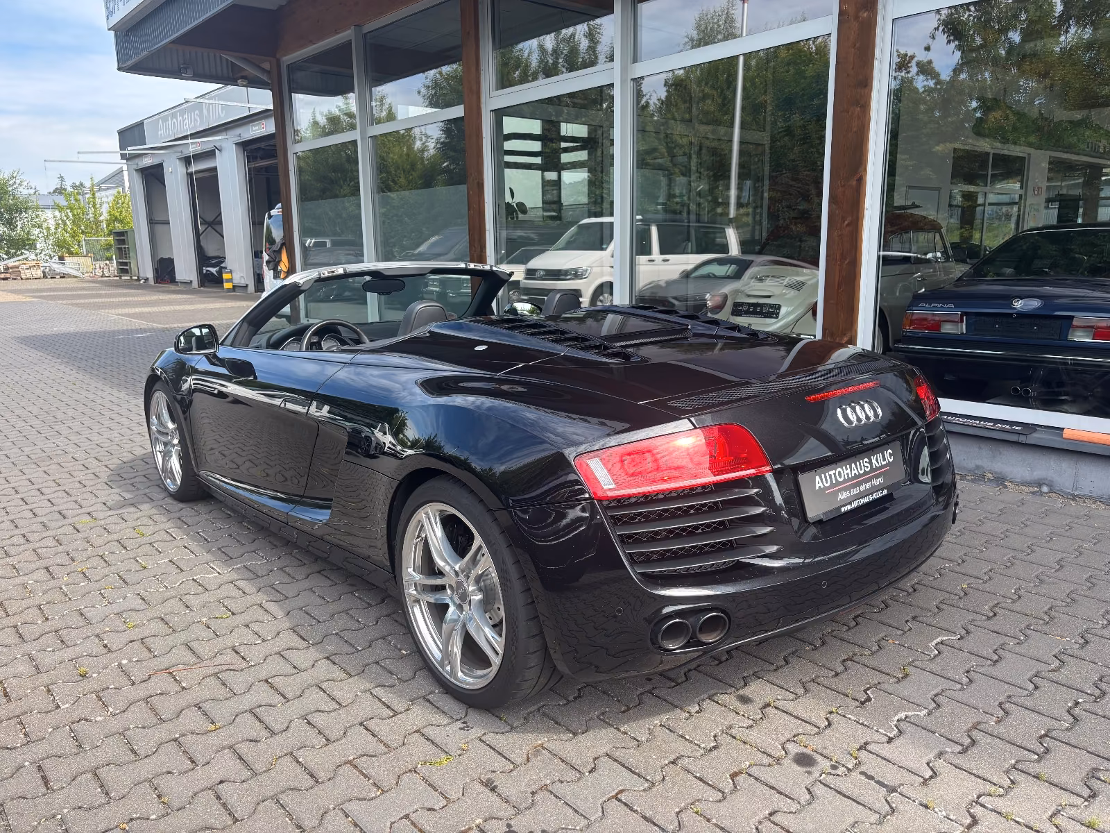 AUDI R8 SPYDER 4.2 FSI QUATTRO
