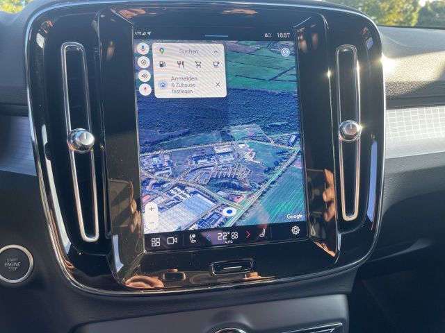 XC 40 B4 AWD Plus Dark (EURO 6d) LED+Keyless