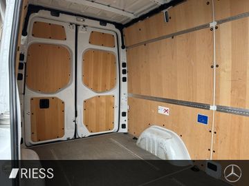 Mercedes Sprinter - 11