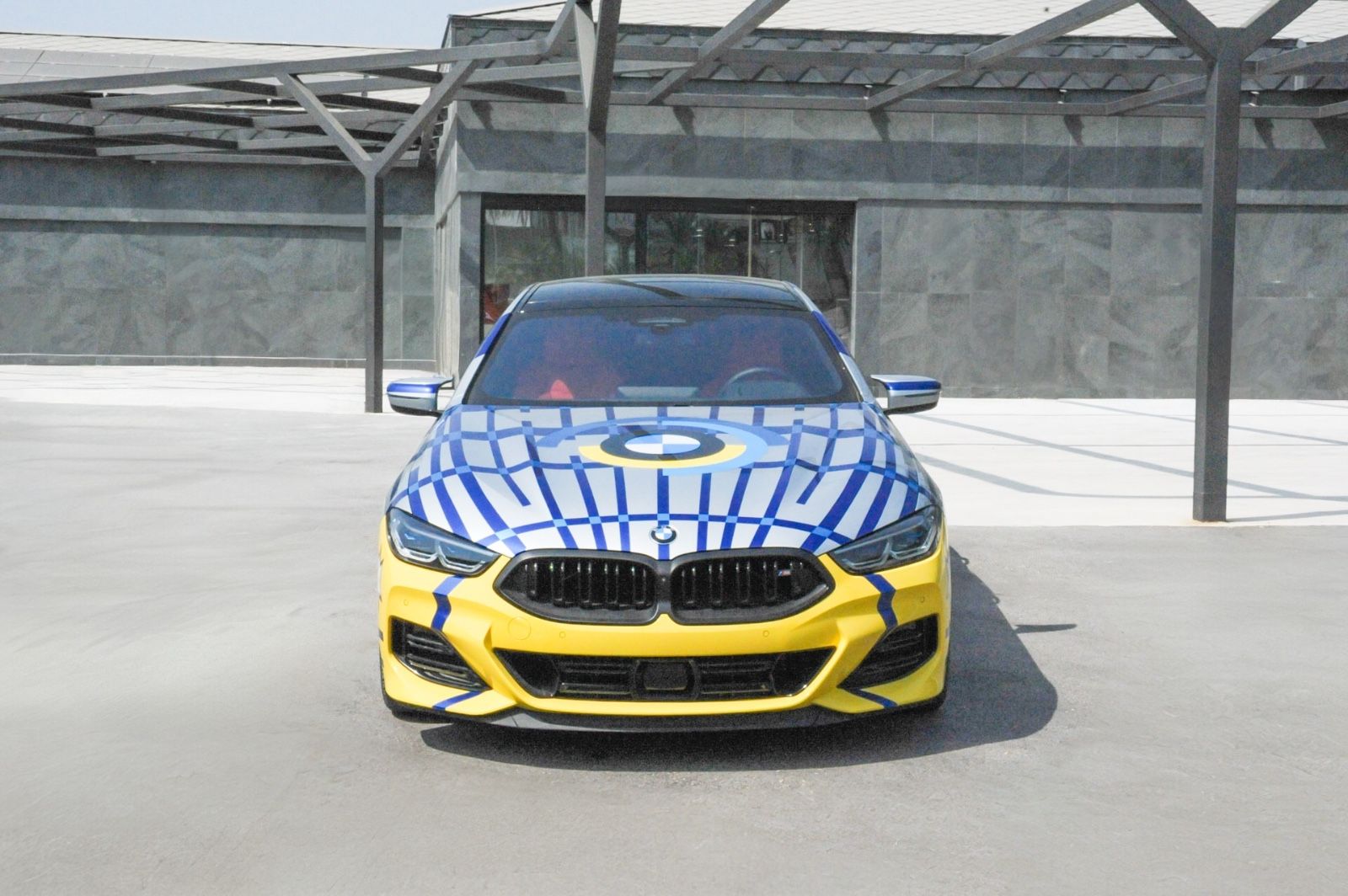BMW M850i Gran Coupe Jeff Koons 1/99 imagem 2