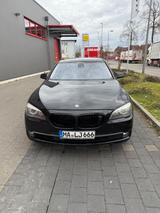 BMW 750i xDrive - - BMW 750 aus 2010: 750i