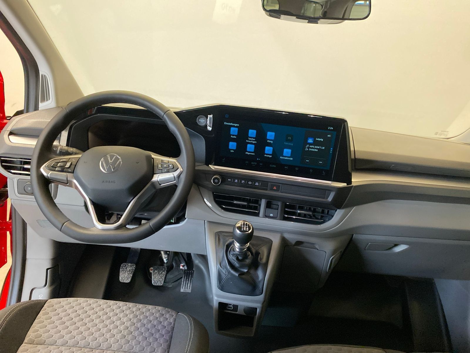 Volkswagen T7 Caravelle - Bild 8