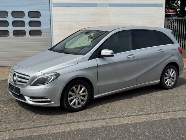 Mercedes-Benz B 180d/Navi/Leder/Klimaau/SHZ/Led/PDC/