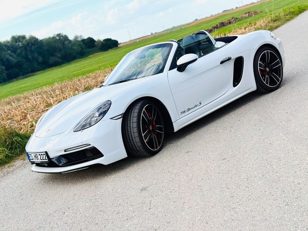 Image of Porsche Boxster